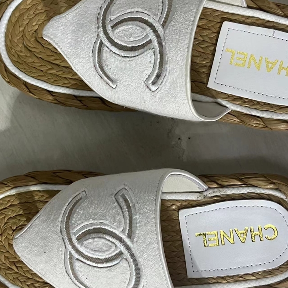 Good condition - Picture 2 of 2